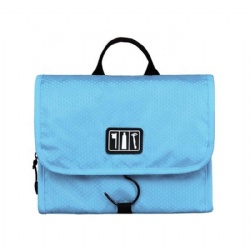 Travel toiletries bag